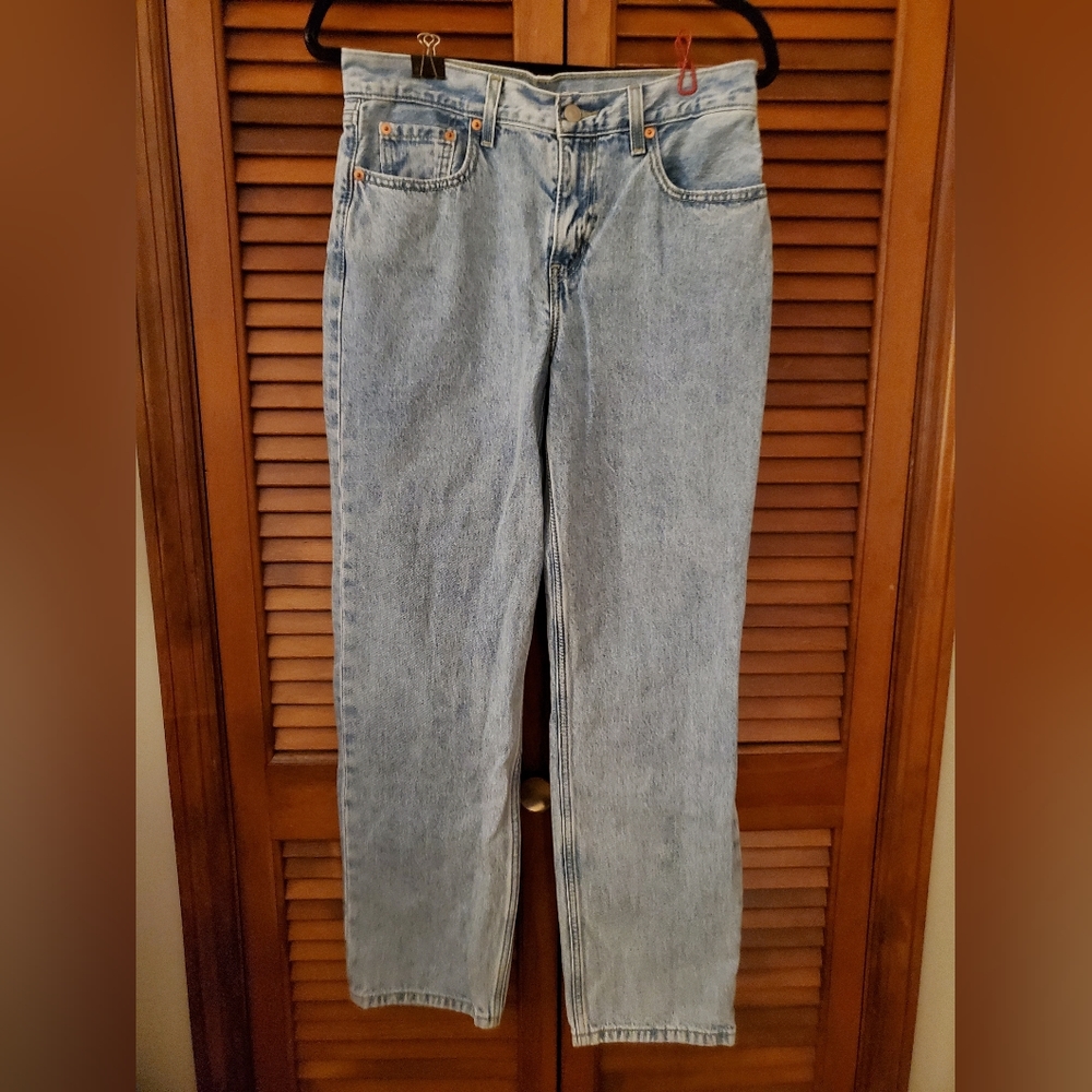 Light wash straight leg jeans